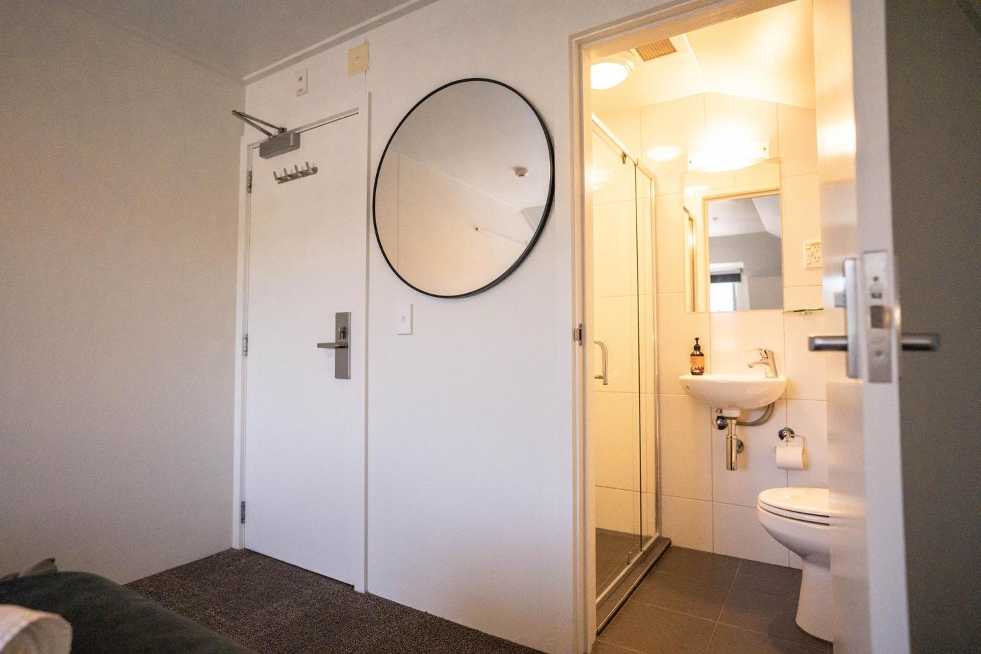 The Brownston Hostel Wanaka Eksteriør billede