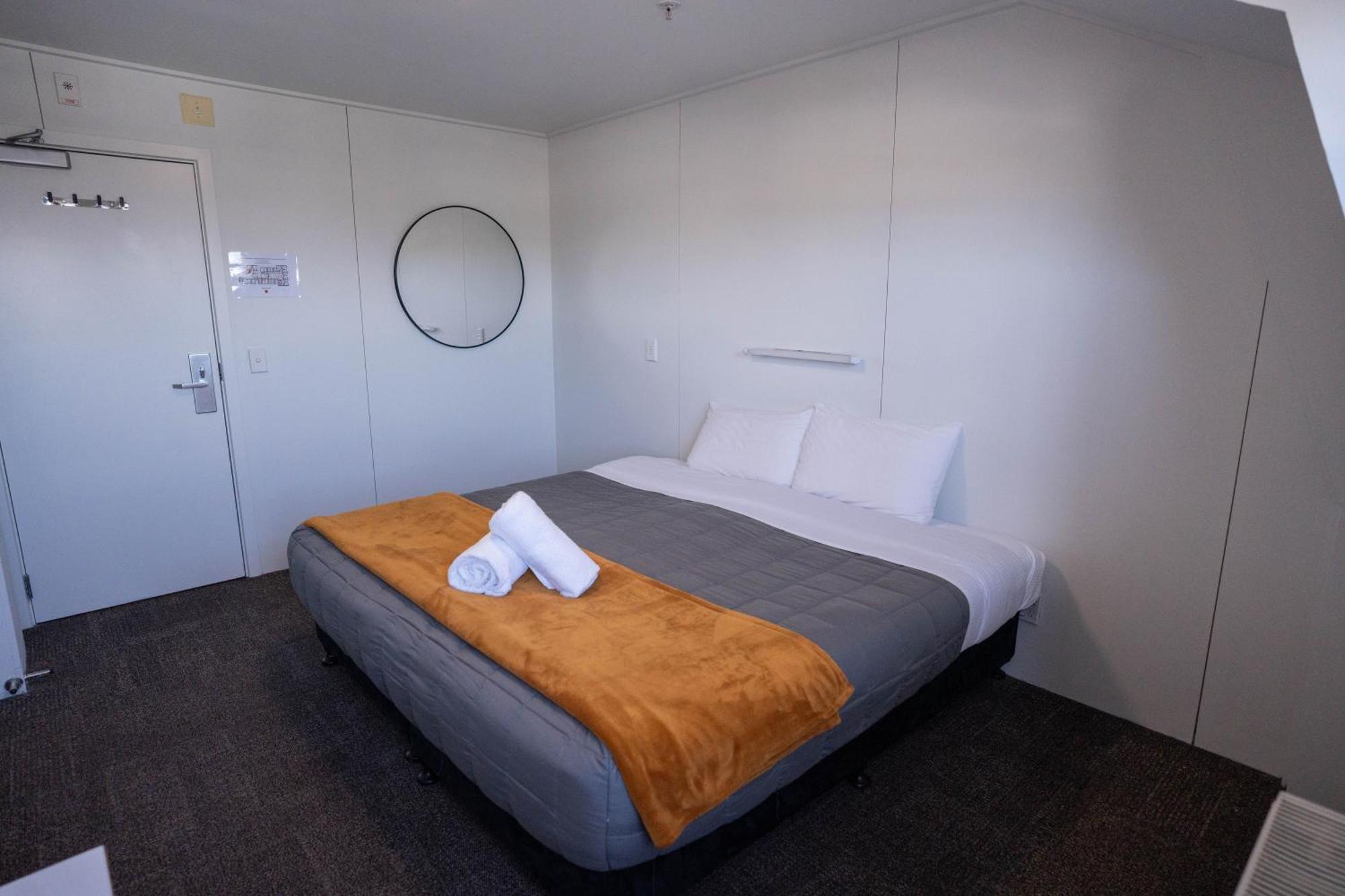 The Brownston Hostel Wanaka Eksteriør billede